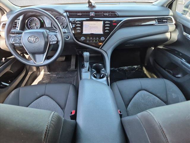 Used 2018 Toyota Camry LE w/ Convenience Package FWD image 16