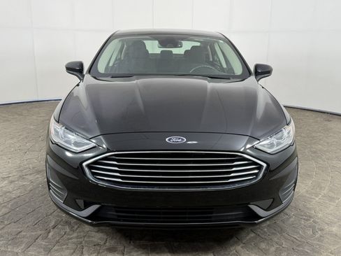 Used 2020 Ford Fusion SE AWD/4WD image 2