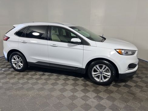 Used 2020 Ford Edge SEL w/ Cold Weather Package image 11