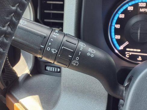 Used 2024 Ford Bronco Outer Banks AWD/4WD image 26