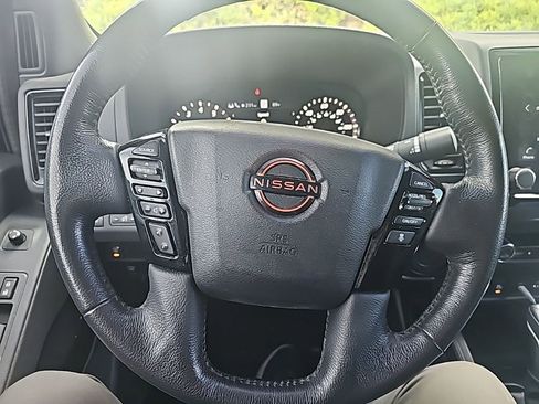 Used 2022 Nissan Frontier Pro-X w/ Pro-X Premium Package image 4