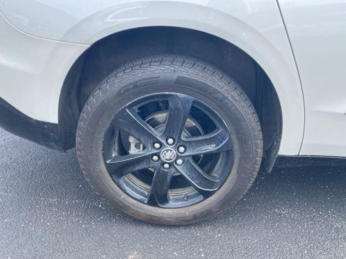 Used 2023 Buick Enclave Essence w/ Experience Buick Package image 12