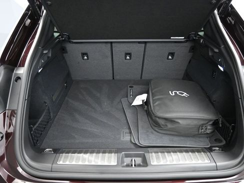 Used 2025 Porsche Macan 4 Electric image 26