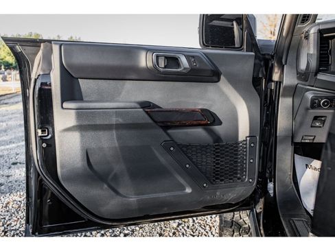 New 2025 Ford Bronco Badlands AWD/4WD image 8