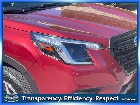 Used 2023 Subaru Forester Premium image 10