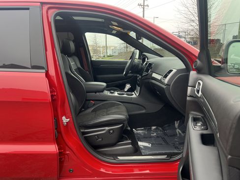 Used 2021 Jeep Grand Cherokee Trackhawk w/ Trailer Tow Group IV image 34