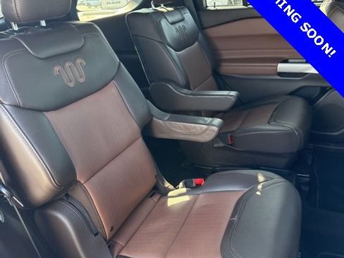 Used 2021 Ford Explorer King Ranch w/ Premium Technology Package image 19