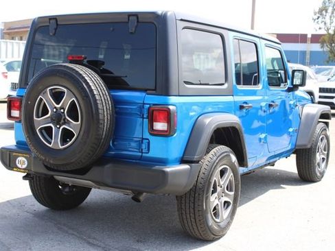 Used 2022 Jeep Wrangler Unlimited Sport AWD/4WD image 5