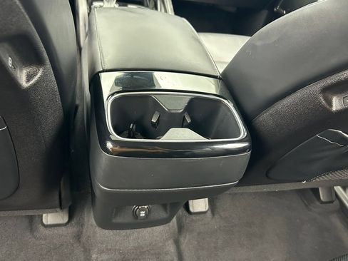 Used 2024 Kia Telluride S w/ S Sunroof Package FWD image 38