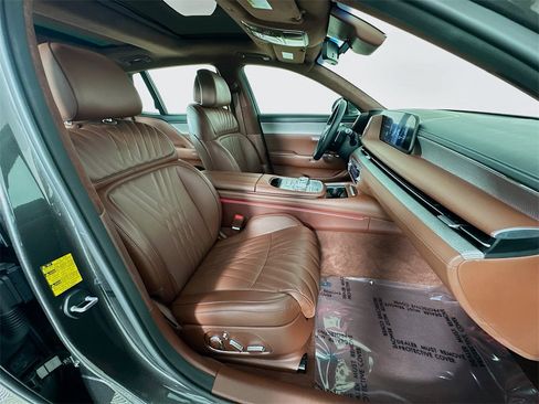 Used 2023 Genesis G90 3.5T image 30
