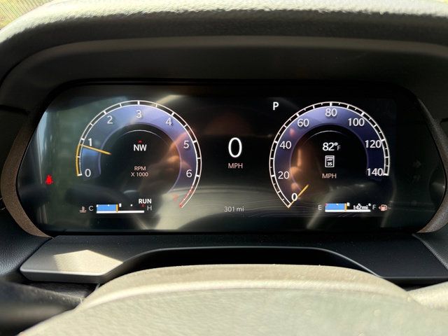 Used 2026 Jeep Grand Cherokee Altitude AWD/4WD image 20