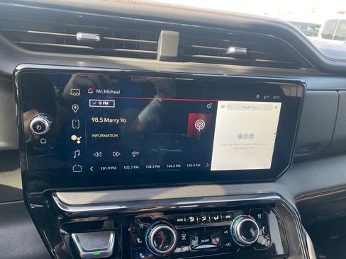 Used 2024 GMC Sierra 2500 AT4 w/ AT4 Premium Plus Package image 20