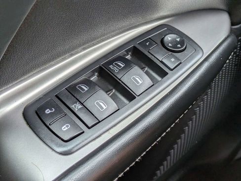 Used 2019 Dodge Journey Crossroad FWD image 21