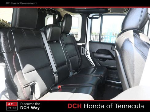 Used 2021 Jeep Wrangler Unlimited Rubicon AWD/4WD image 29