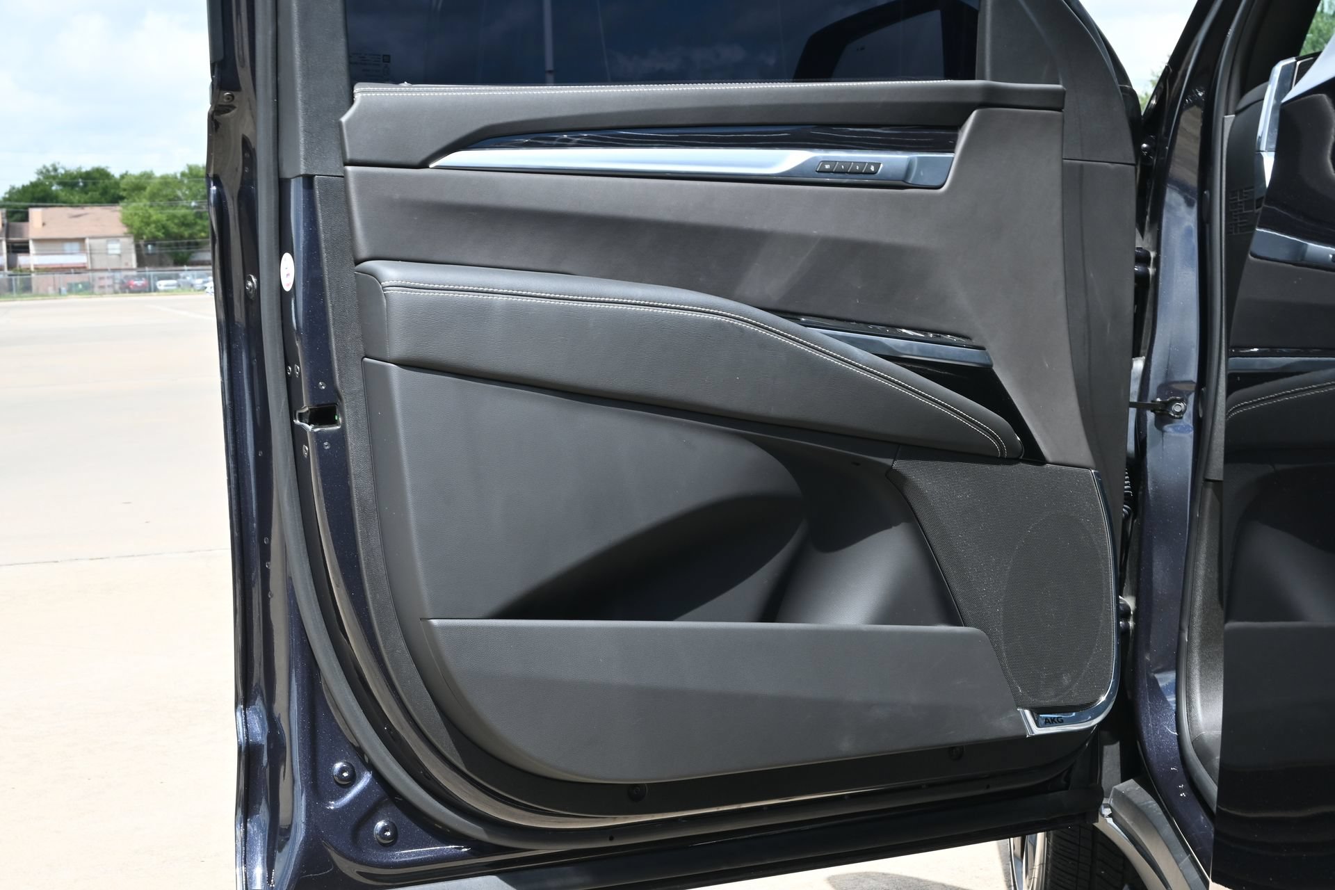 Certified 2026 Cadillac Escalade Sport w/ Touring Package AWD/4WD image 19
