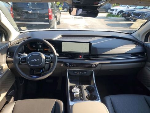 New 2026 Kia Carnival EX image 23