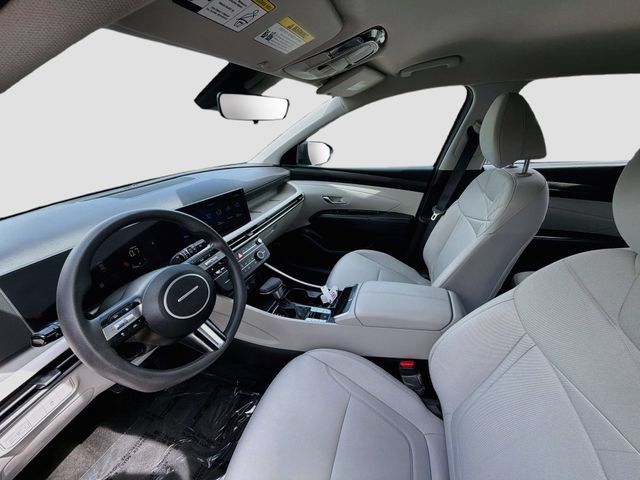 Used 2025 Hyundai Tucson SE FWD image 20