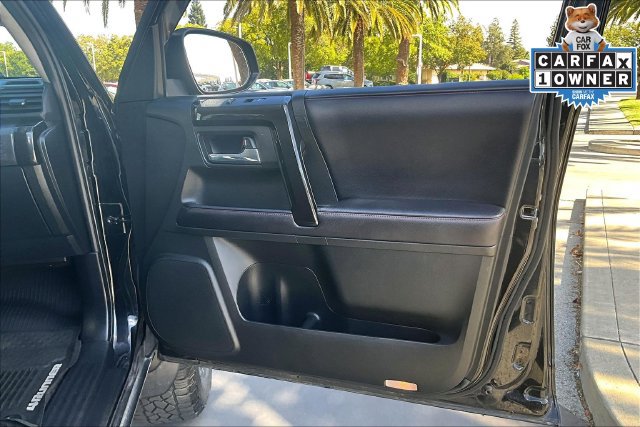 Used 2019 Toyota 4Runner TRD Off-Road AWD/4WD image 23