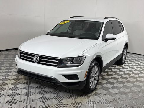 Used 2018 Volkswagen Tiguan S w/ 3rd Row Seat Package AWD/4WD image 8