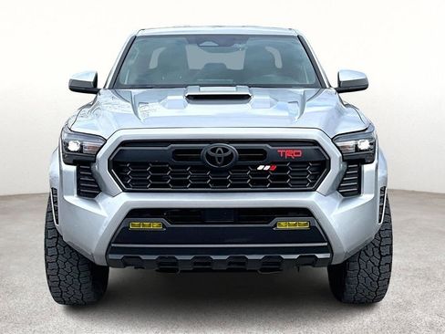 Used 2024 Toyota Tacoma TRD Sport image 5