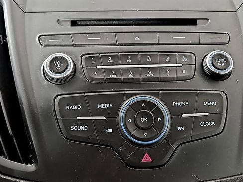 Certified 2018 Ford Escape S image 28