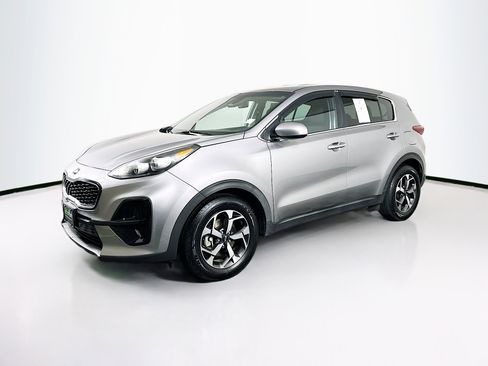 Used 2022 Kia Sportage LX FWD image 3