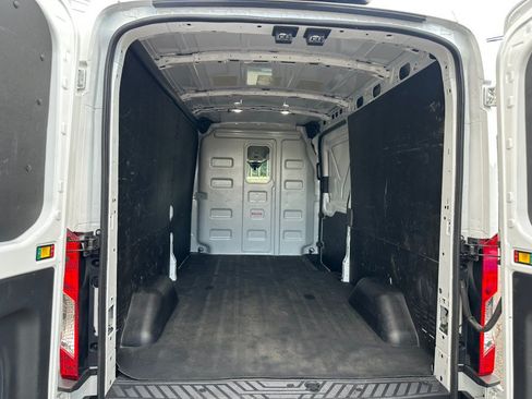 Used 2025 Ford Transit 250 148 Medium Roof w/ Load Area Protection Package RWD image 24