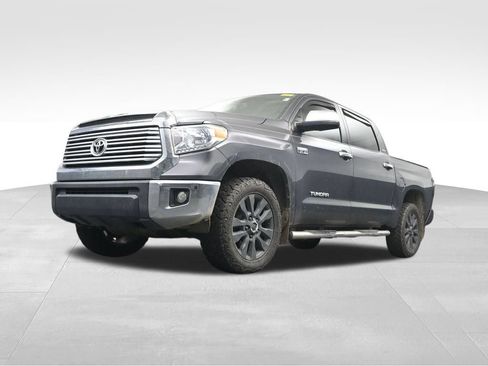 Used 2017 Toyota Tundra Limited w/ Limited Premium Package AWD/4WD image 9