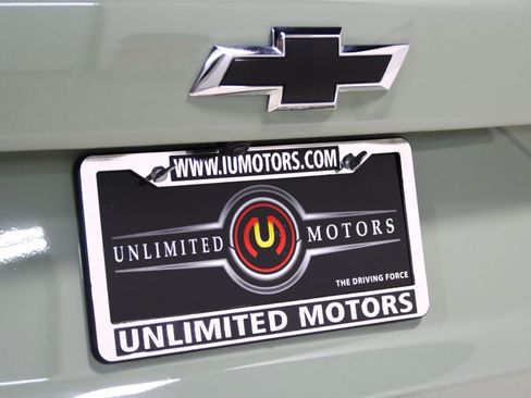 Used 2025 Chevrolet Trax ACTIV w/ Sunroof Package FWD image 13