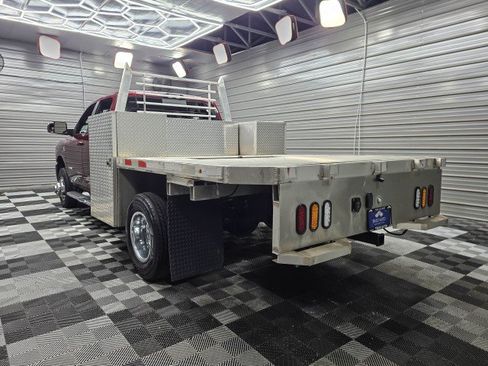 Used 2022 RAM 3500 Big Horn w/ Level C Equiment Group AWD/4WD image 8