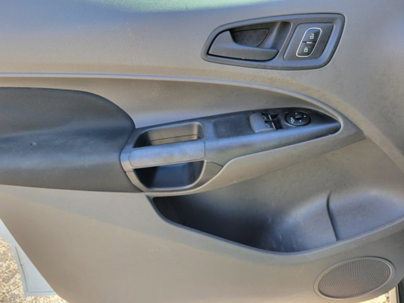 Used 2022 Ford Transit Connect XL FWD image 11