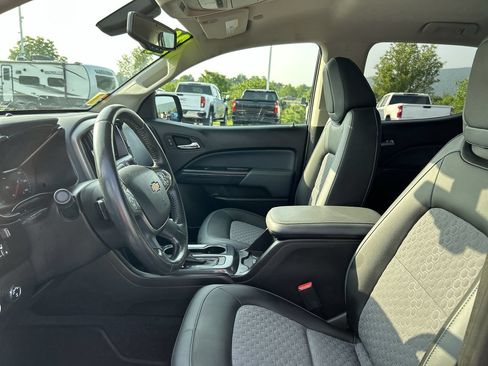 Used 2020 Chevrolet Colorado Z71 AWD/4WD image 22