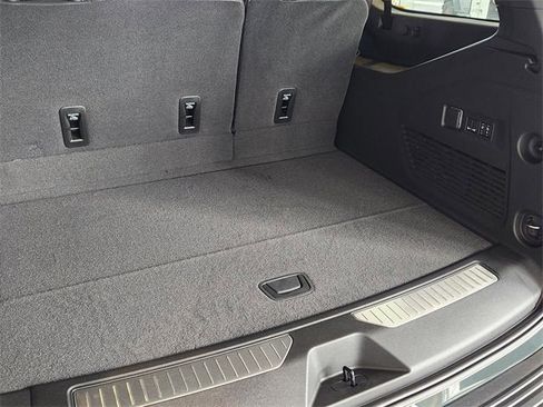 New 2026 Chevrolet Suburban RST w/ Advanced Technology Package image 21