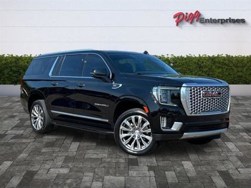 Used 2024 GMC Yukon XL Denali w/ Advanced Technology Package image 84