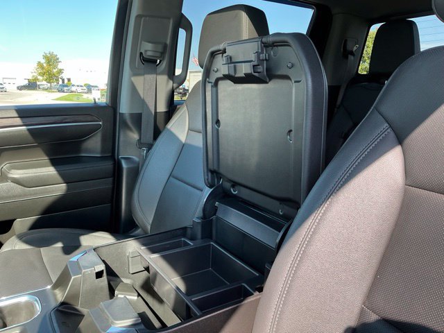 Used 2024 Chevrolet Silverado 1500 LTZ w/ LTZ Convenience Package II AWD/4WD image 34