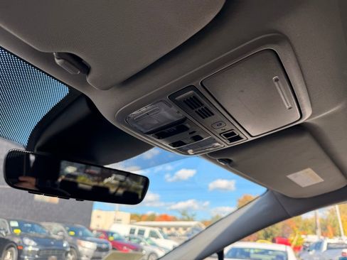 Used 2023 Honda Odyssey Elite image 36