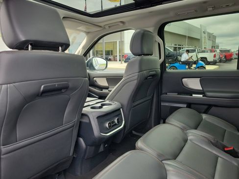 Certified 2025 Ford Expedition Max Active AWD/4WD image 16