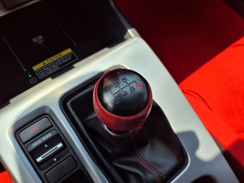 Used 2025 Honda Civic Type R image 13