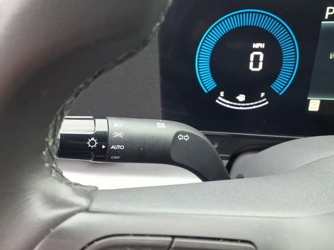 Used 2025 Hyundai Kona SEL image 18