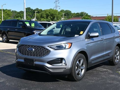 Certified 2023 Ford Edge SEL w/ Convenience Package AWD/4WD image 5