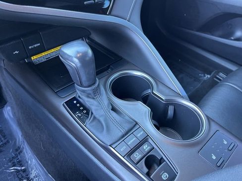 Used 2021 Toyota Camry XSE image 27