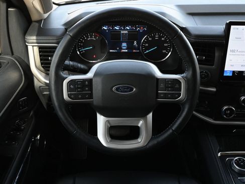 Used 2022 Ford Expedition Max XLT RWD image 11