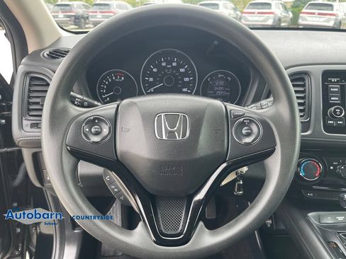 Used 2020 Honda HR-V LX image 12