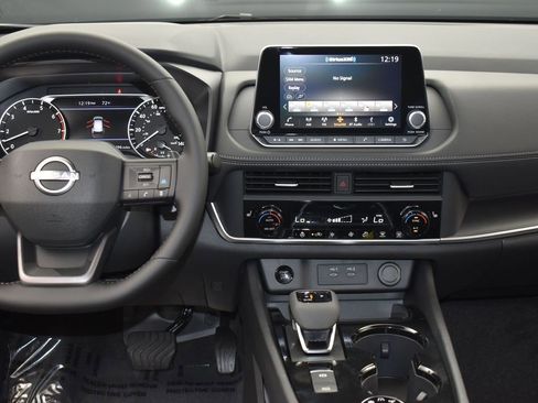 New 2026 Nissan Rogue SV w/ SV Premium Package image 15