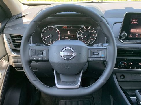 New 2026 Nissan Rogue SV FWD image 10