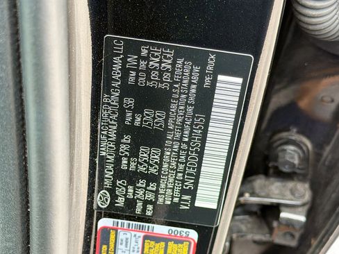 Used 2025 Hyundai Santa Cruz Limited image 41