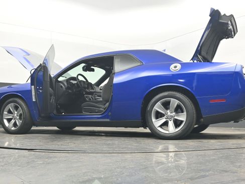 Used 2020 Dodge Challenger SXT w/ Cold Weather Group image 44