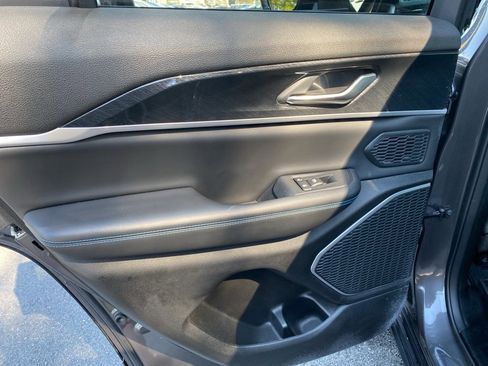 Used 2022 Jeep Grand Cherokee Trailhawk image 13