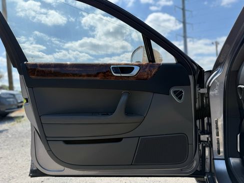 Used 2006 Bentley Flying Spur Flying Spur image 6