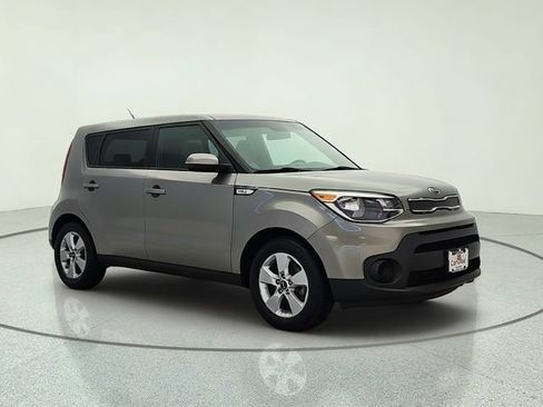 Used 2019 Kia Soul FWD image 8